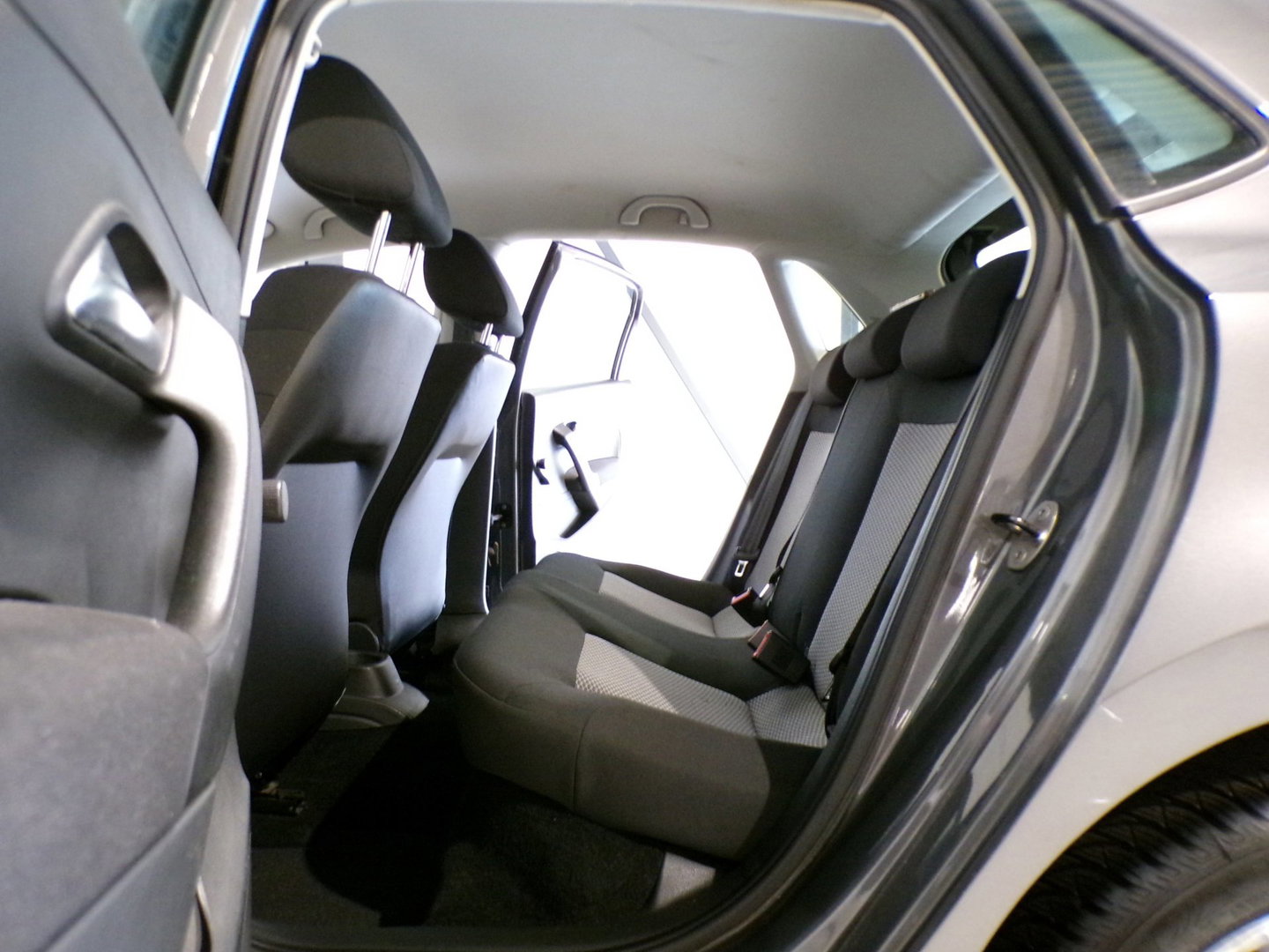 Volkswagen Polo 1.2-12V "Origineel NL!" Apple-carplay "Nieuwe ketting" 1e eigenaar! Android-Auto Airco Bluetooth 16"Velgen 4Season