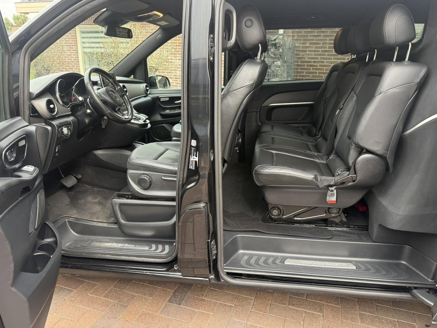 Mercedes-Benz V-Klasse 250d Extra Lang DC Edition 190 pk