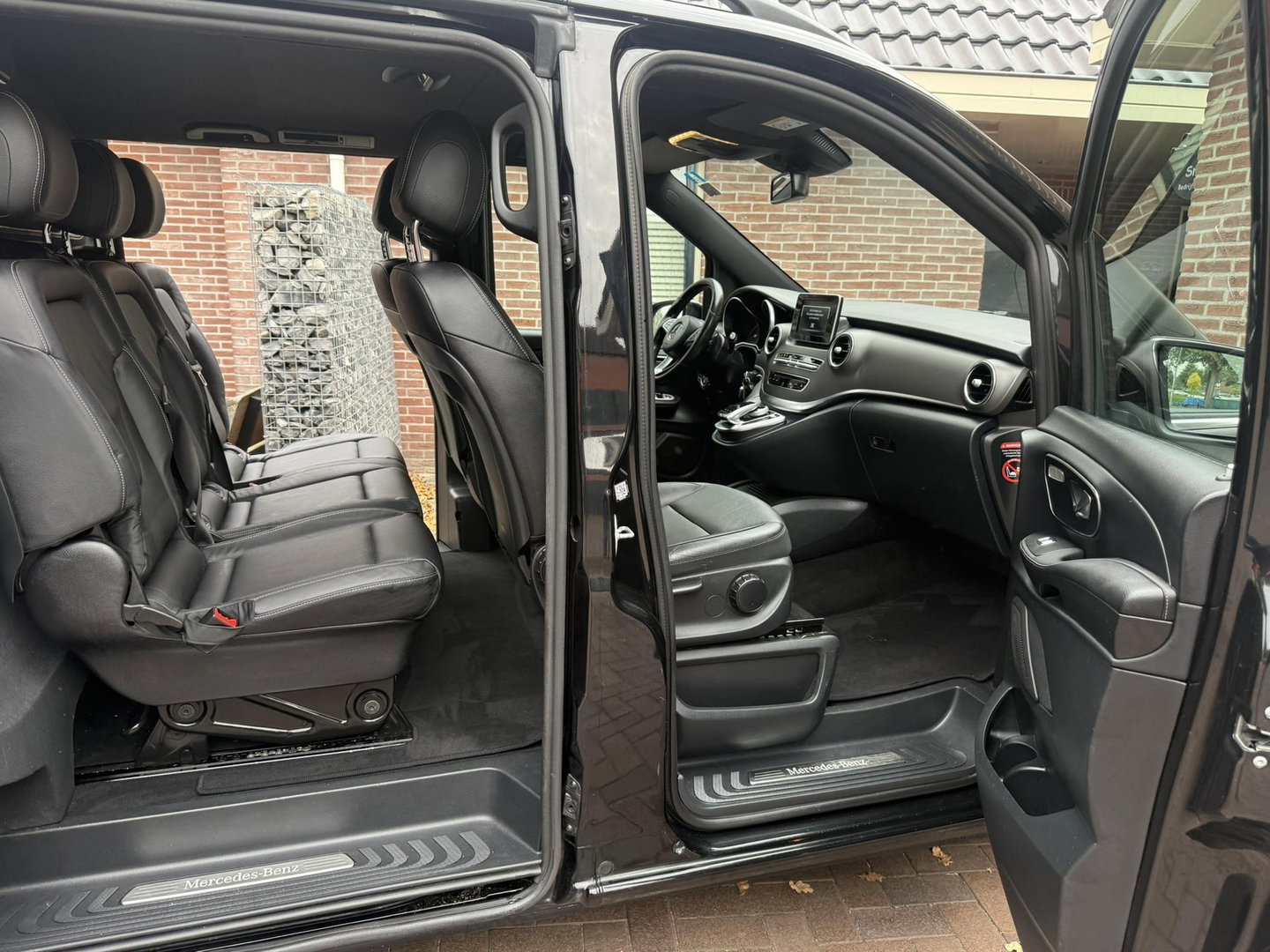 Mercedes-Benz V-Klasse 250d Extra Lang DC Edition 190 pk