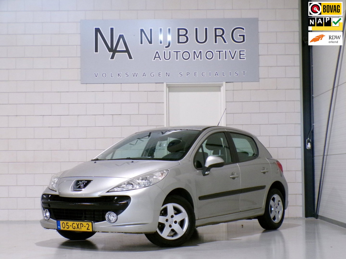Peugeot 207 1.4 VTi Sublime "Origineel NL!" Bluetooth Cruise Airco Nieuwe-APK Sportstoelen Elektrische-ramen 3-maanden garantie !