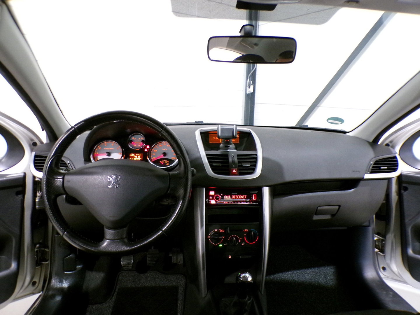Peugeot 207 1.4 VTi Sublime "Origineel NL!" Bluetooth Cruise Airco Nieuwe-APK Sportstoelen Elektrische-ramen 3-maanden garantie !