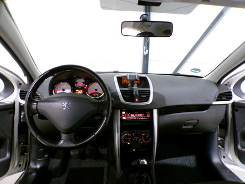 Peugeot 207 1.4 VTi Sublime "Origineel NL!" Bluetooth Cruise Airco Nieuwe-APK Sportstoelen Elektrische-ramen 3-maanden garantie !