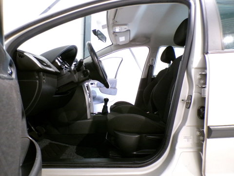 Peugeot 207 1.4 VTi Sublime "Origineel NL!" Bluetooth Cruise Airco Nieuwe-APK Sportstoelen Elektrische-ramen 3-maanden garantie !