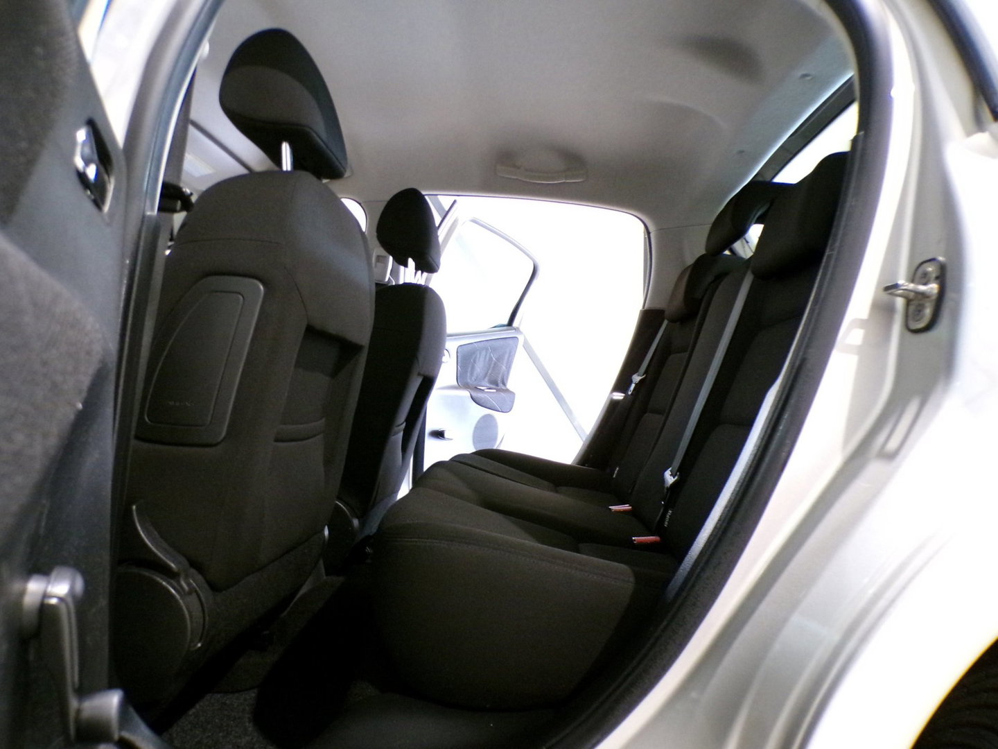 Peugeot 207 1.4 VTi Sublime "Origineel NL!" Bluetooth Cruise Airco Nieuwe-APK Sportstoelen Elektrische-ramen 3-maanden garantie !