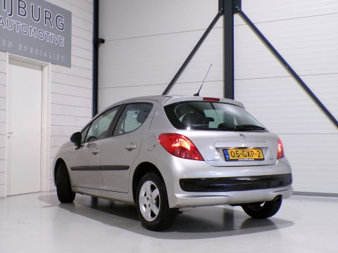 Peugeot 207 1.4 VTi Sublime "Origineel NL!" Bluetooth Cruise Airco Nieuwe-APK Sportstoelen Elektrische-ramen 3-maanden garantie !