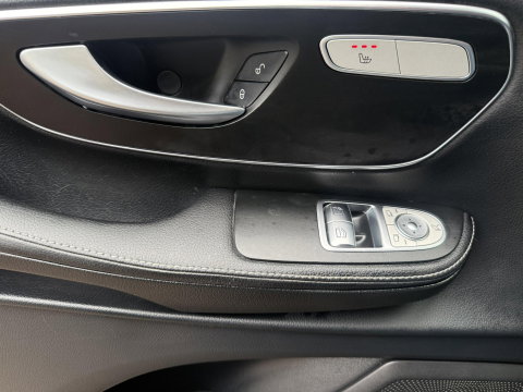 Mercedes-Benz V-Klasse 250d Extra Lang DC Edition 190 pk