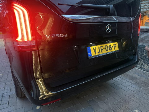 Mercedes-Benz V-Klasse 250d Extra Lang DC Edition 190 pk