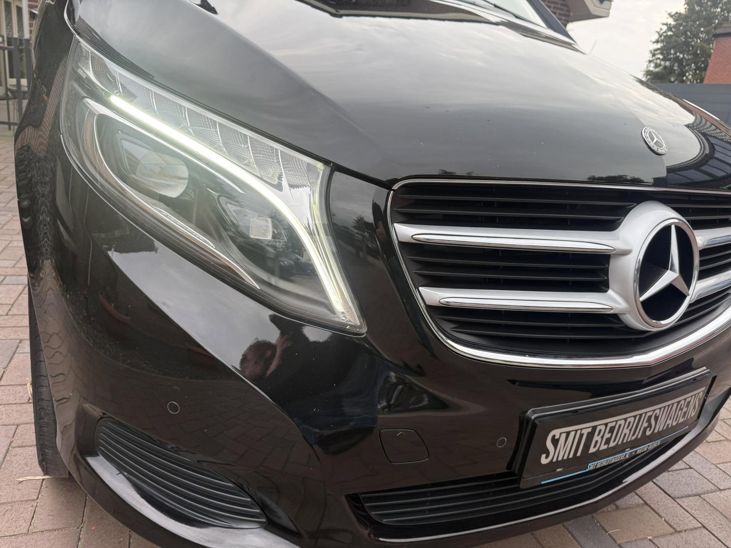 Mercedes-Benz V-Klasse 250d Extra Lang DC Edition 190 pk