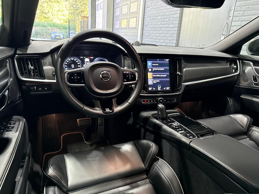 Volvo S90 2.0 T8 AWD Inscription | Bowers&Wilkins | Schuifdak | BLIS | Head-up | Trekhaak