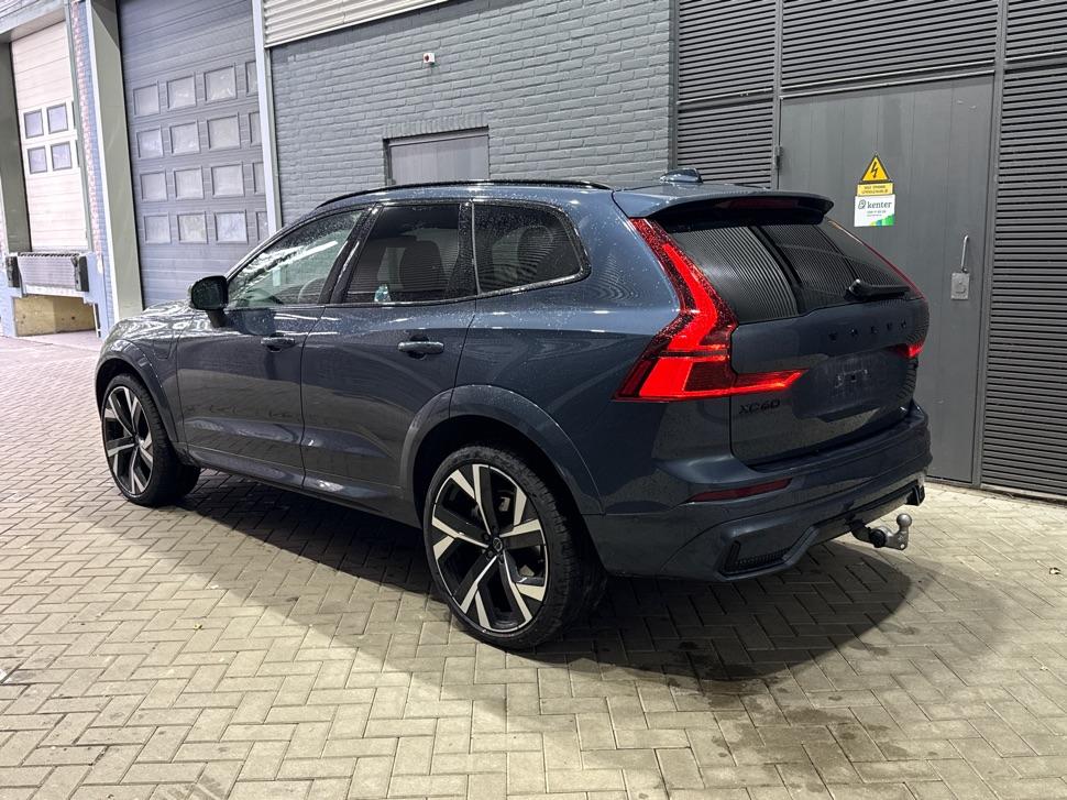 Volvo XC60 T6 Ultra Black Edition | Luchtvering | Bowers&Wilkins | Stoelventilatie | ACC | Trekhaak