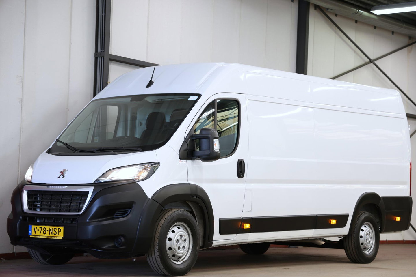 Peugeot Boxer 2.2 BlueHDi 140 L4H2 HEAVY DUTY