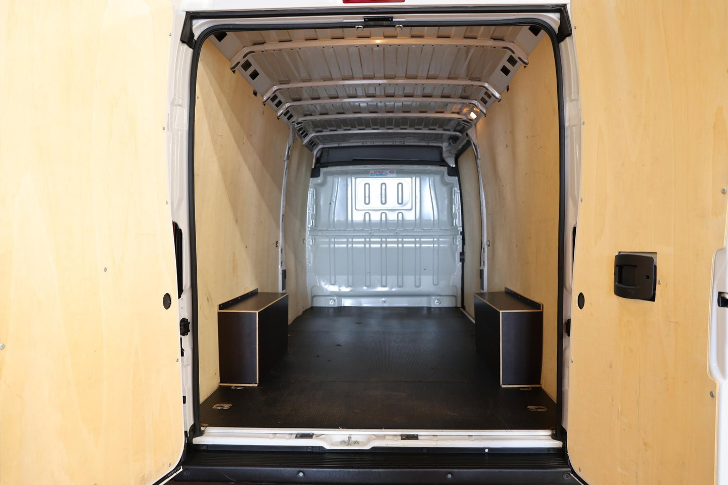 Peugeot Boxer 2.2 BlueHDi 140 L4H2 HEAVY DUTY