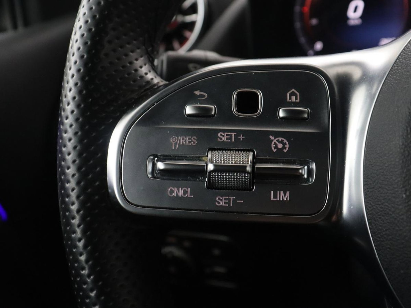 Mercedes-Benz B-Klasse 250 e Premium Plus AMG-Line | Camera | Navigatie | LED | Stoelverwarming |