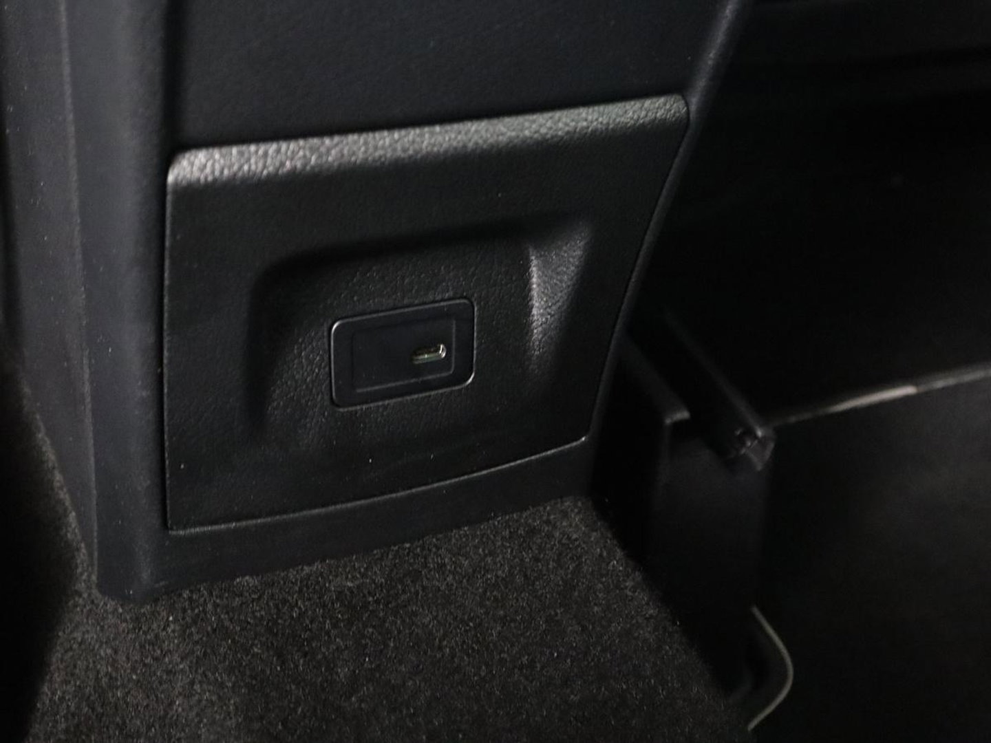 Mercedes-Benz B-Klasse 250 e Premium Plus AMG-Line | Camera | Navigatie | LED | Stoelverwarming |