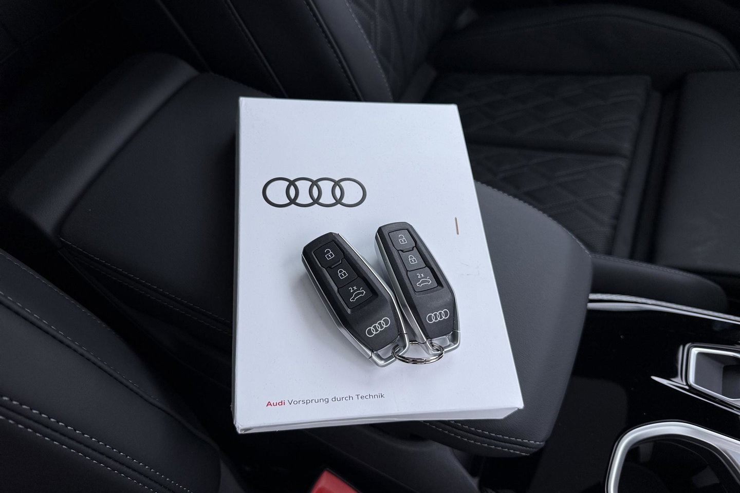 Audi A6 S edition Competition Quattro | Sportstoelen Plus | Passenger Display | B&O | Massage+Ventilatie | 21 Inch