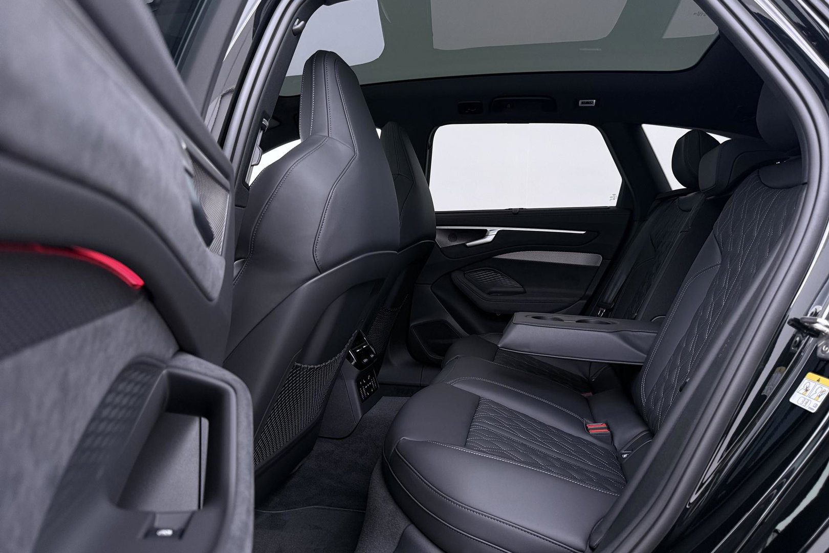 Audi A6 S edition Competition Quattro | Sportstoelen Plus | Passenger Display | B&O | Massage+Ventilatie | 21 Inch