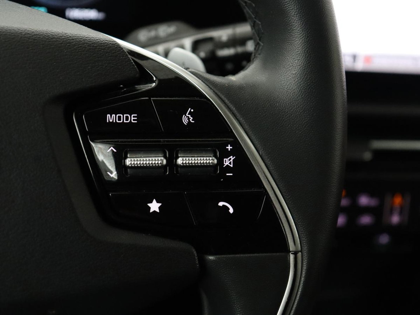 Kia Niro 1.6 GDi PHEV DynamicLine | SOH 96,7% | Navigatie | Apple Carplay | Trekhaak |