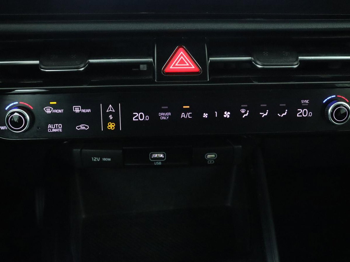 Kia Niro 1.6 GDi PHEV DynamicLine | SOH 96,7% | Navigatie | Apple Carplay | Trekhaak |