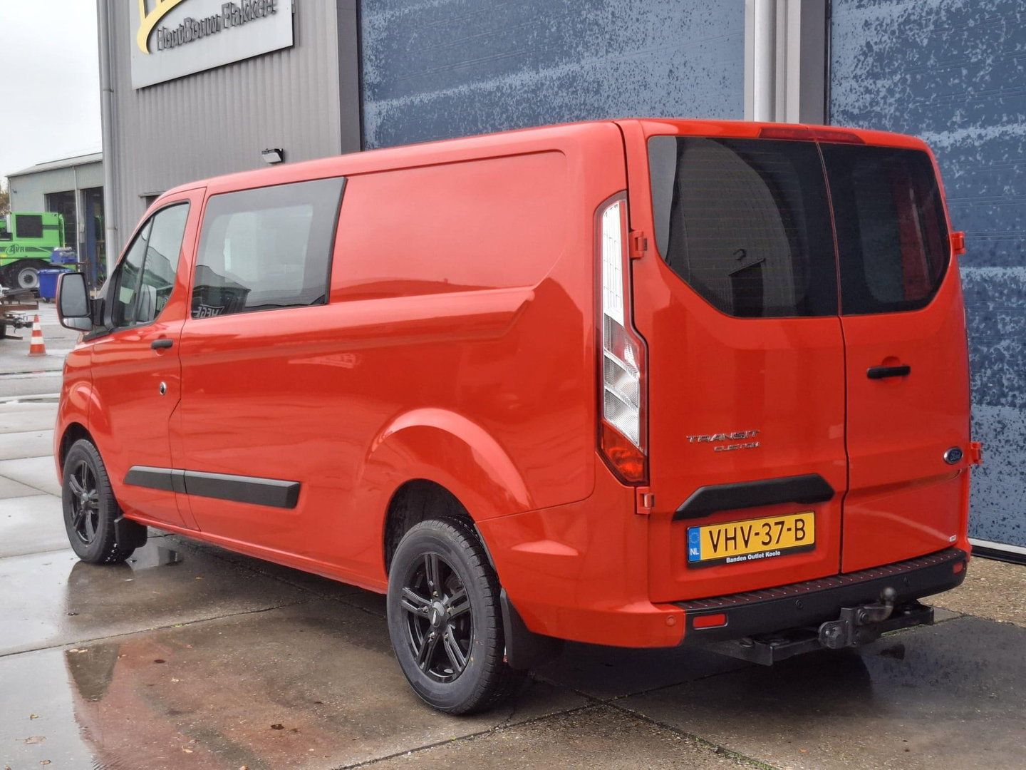 Ford Transit Custom 300 2.0 TDCI L2H1 Trend DC DUBBEL CABINE / AIRCO / CRUISE CONTROLE / TREKHAAK