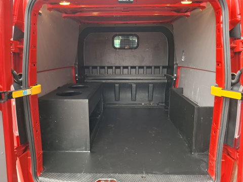 Ford Transit Custom 300 2.0 TDCI L2H1 Trend DC DUBBEL CABINE / AIRCO / CRUISE CONTROLE / TREKHAAK