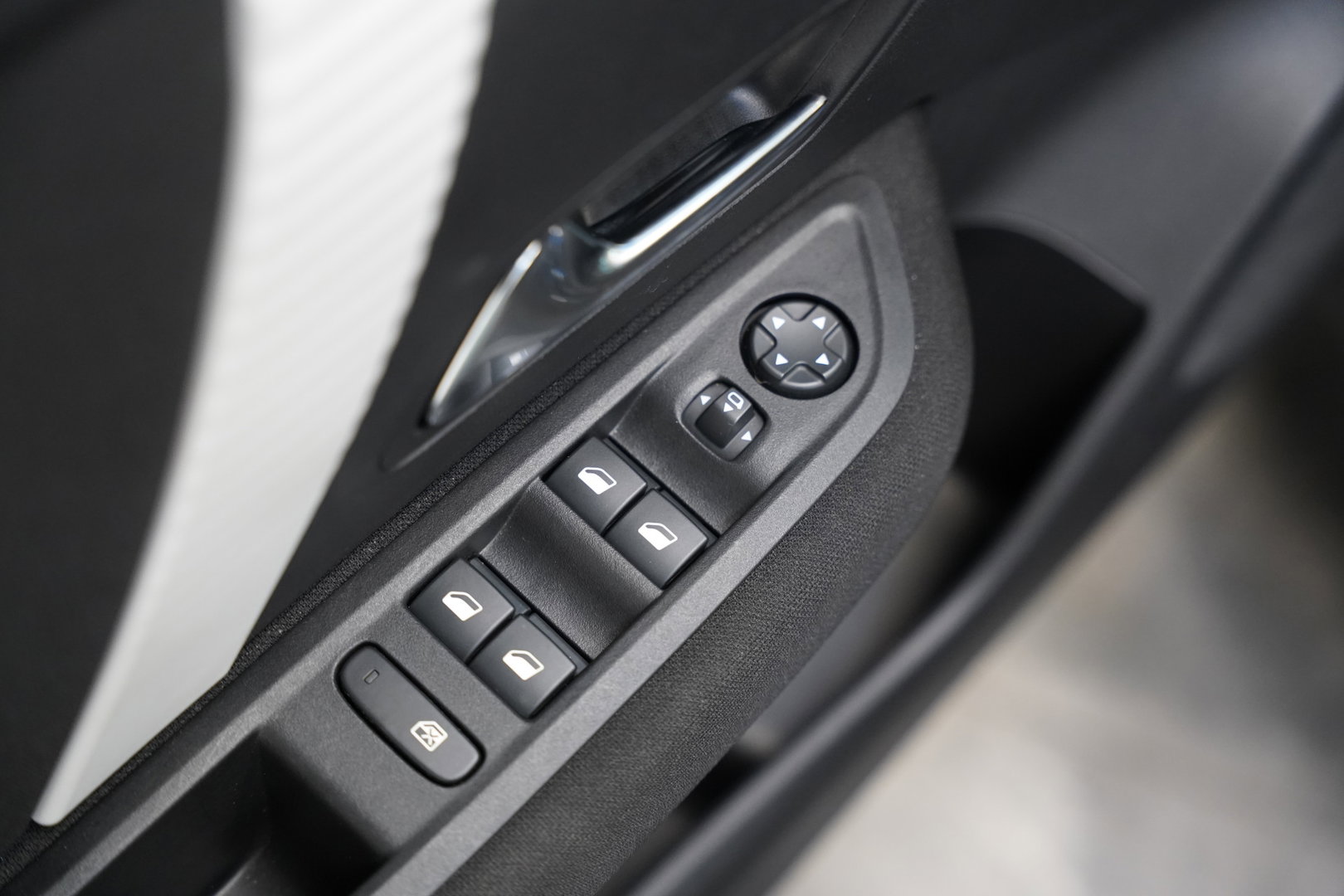 Citroën ë-C4 You 136pk Standard range 50 kWh 360 Camera PDC Carplay