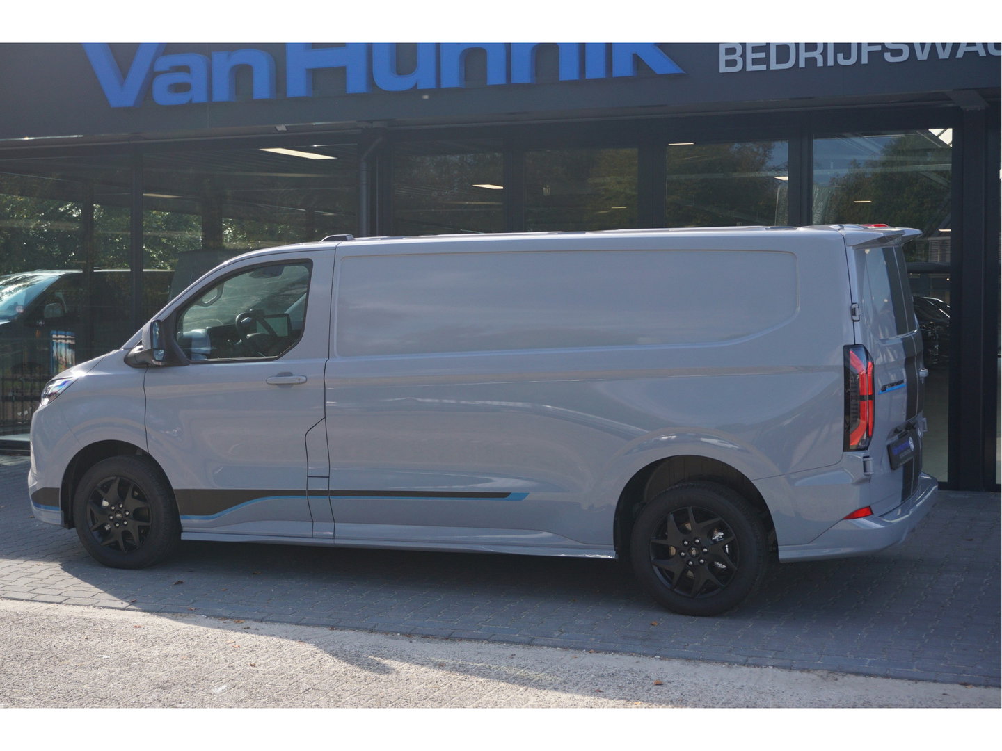 Ford Transit Custom 340L 218PK 71KWH Sport AUT Elektrisch Apple CP/Android A, Cam, 17" LM!! NR. EC52