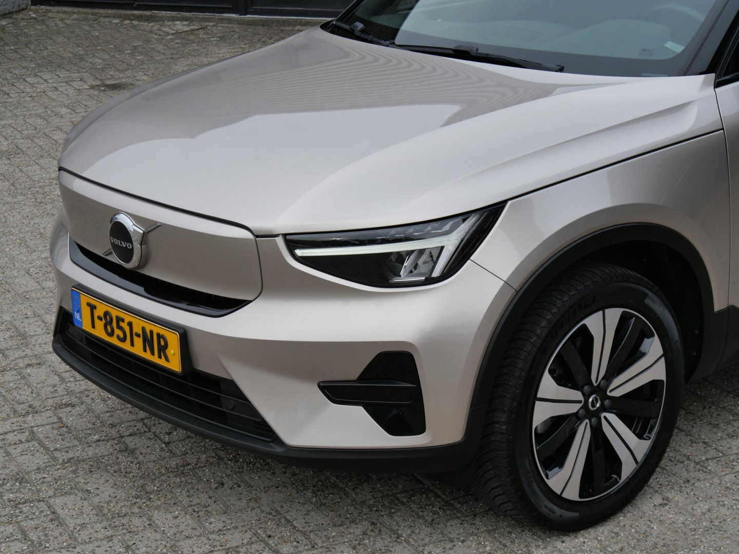 Volvo XC40 70kWh PLUS/ TREKHAAK/ ADAPTIVE CRUISE/ BLIS/ ELEKT. KLEP/ SOH 96%