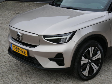 Volvo XC40 70kWh PLUS/ TREKHAAK/ ADAPTIVE CRUISE/ BLIS/ ELEKT. KLEP/ SOH 96%