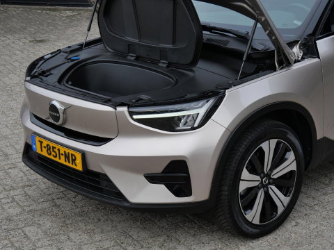 Volvo XC40 70kWh PLUS/ TREKHAAK/ ADAPTIVE CRUISE/ BLIS/ ELEKT. KLEP/ SOH 96%