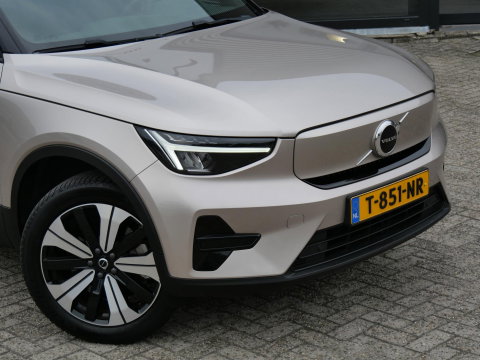 Volvo XC40 70kWh PLUS/ TREKHAAK/ ADAPTIVE CRUISE/ BLIS/ ELEKT. KLEP/ SOH 96%