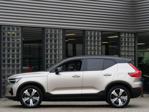 Volvo XC40 70kWh PLUS/ TREKHAAK/ ADAPTIVE CRUISE/ BLIS/ ELEKT. KLEP/ SOH 96%