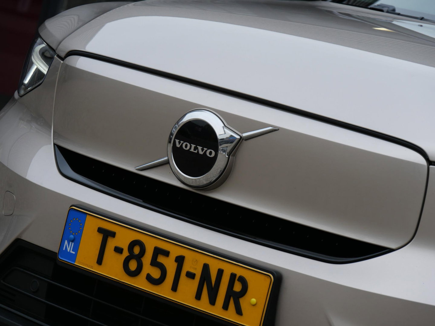 Volvo XC40 70kWh PLUS/ TREKHAAK/ ADAPTIVE CRUISE/ BLIS/ ELEKT. KLEP/ SOH 96%