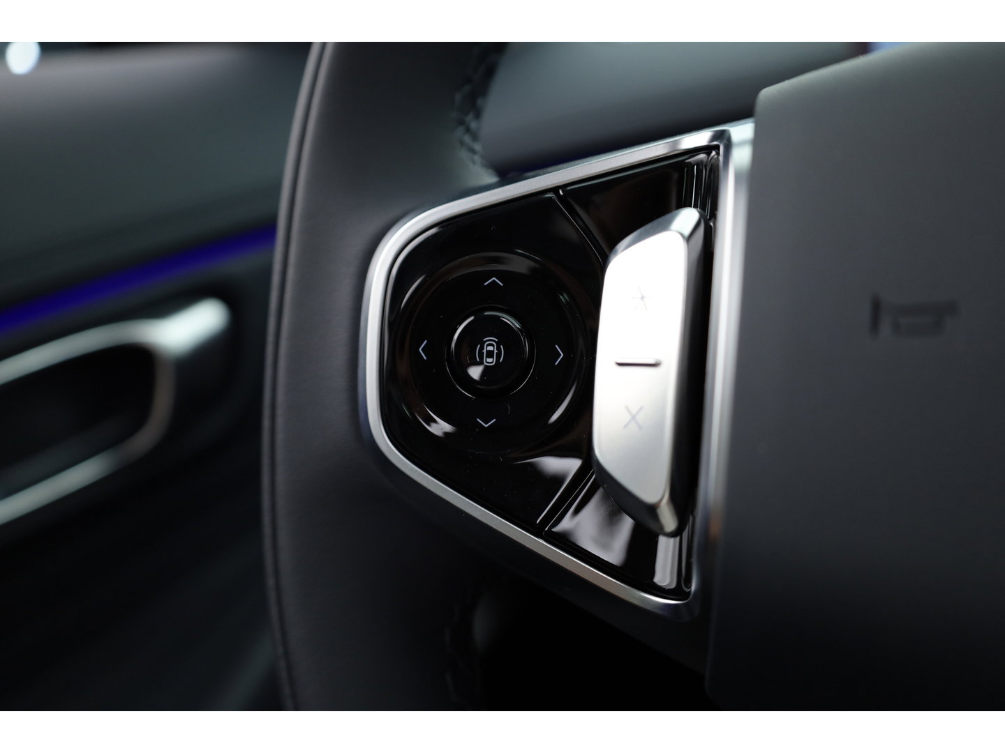 GEELY Starray EM-i 1.5 Max+ | Voorraad! | 29.8 kWh | 136 WLTP | 60 KW snellaadvermogen | 19'' | Flyme | Massage | Pano | Stoelverw. + Ventilatie