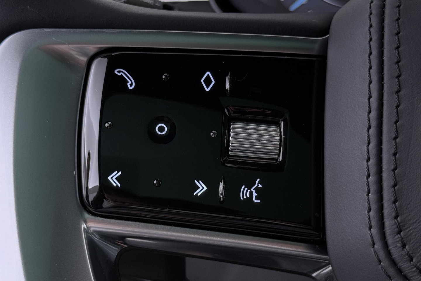 Land Rover Range Rover SV 3.0 P510e SV | Rear Seat Entertainment | Meridian Signature | 23 Inch | Koelbox | ClearSight | Massage