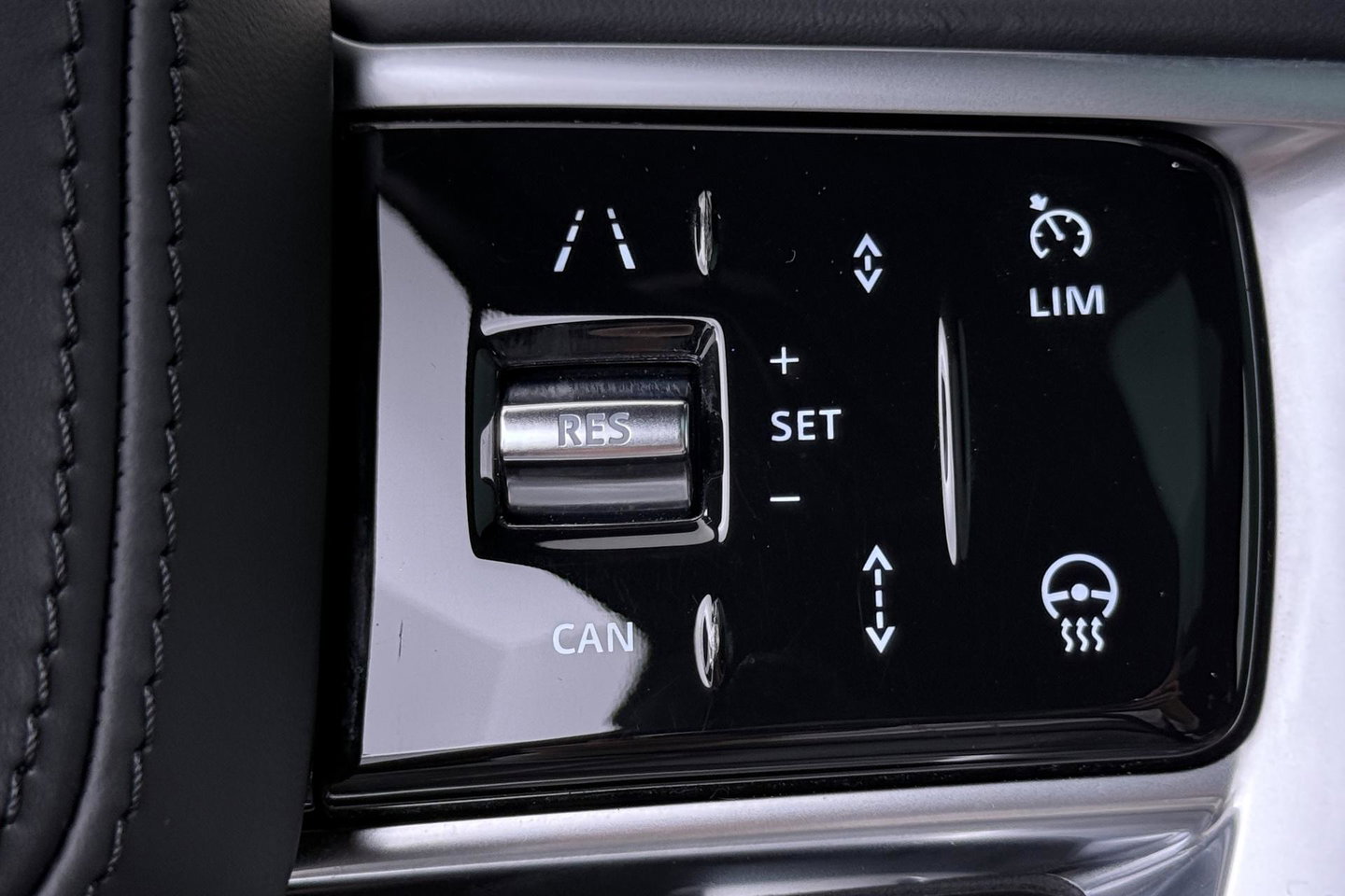 Land Rover Range Rover SV 3.0 P510e SV | Rear Seat Entertainment | Meridian Signature | 23 Inch | Koelbox | ClearSight | Massage