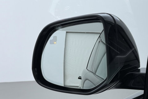 Land Rover Range Rover SV 3.0 P510e SV | Rear Seat Entertainment | Meridian Signature | 23 Inch | Koelbox | ClearSight | Massage