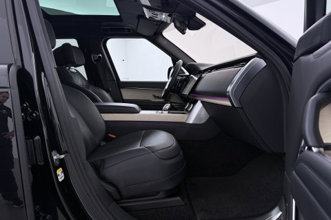 Land Rover Range Rover SV 3.0 P510e SV | Rear Seat Entertainment | Meridian Signature | 23 Inch | Koelbox | ClearSight | Massage