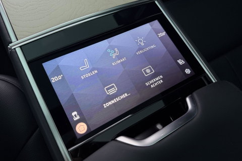 Land Rover Range Rover SV 3.0 P510e SV | Rear Seat Entertainment | Meridian Signature | 23 Inch | Koelbox | ClearSight | Massage