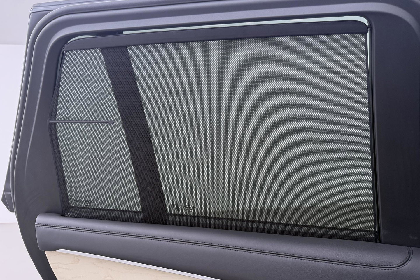 Land Rover Range Rover SV 3.0 P510e SV | Rear Seat Entertainment | Meridian Signature | 23 Inch | Koelbox | ClearSight | Massage