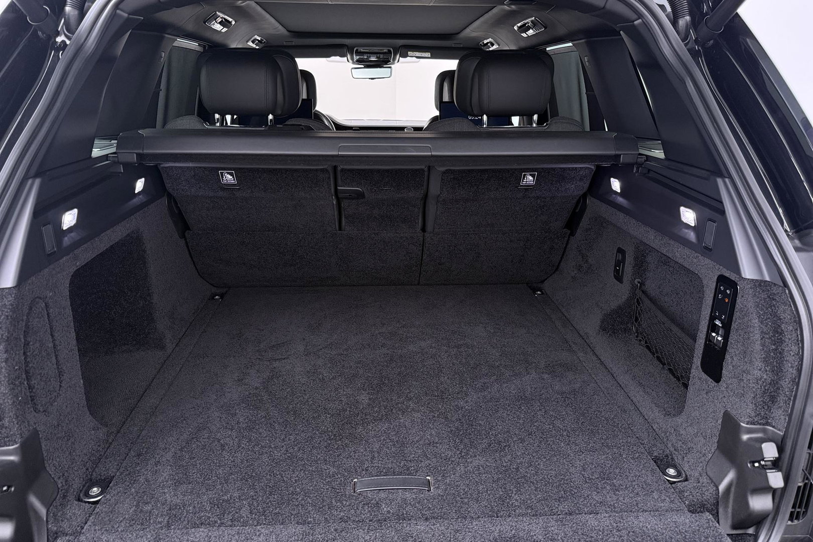 Land Rover Range Rover SV 3.0 P510e SV | Rear Seat Entertainment | Meridian Signature | 23 Inch | Koelbox | ClearSight | Massage