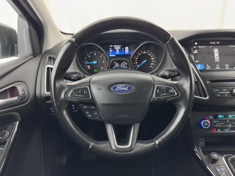 Ford FOCUS Wagon 1.5 TDCI Titanium (INCL.BTW) *NAVI-FULLMAP | HEATED-COMFORTSEATS | CAMERA | KEYLESS | PRIVACY-GLASS | ECC | PDC | CRUISE | 16''ALU*