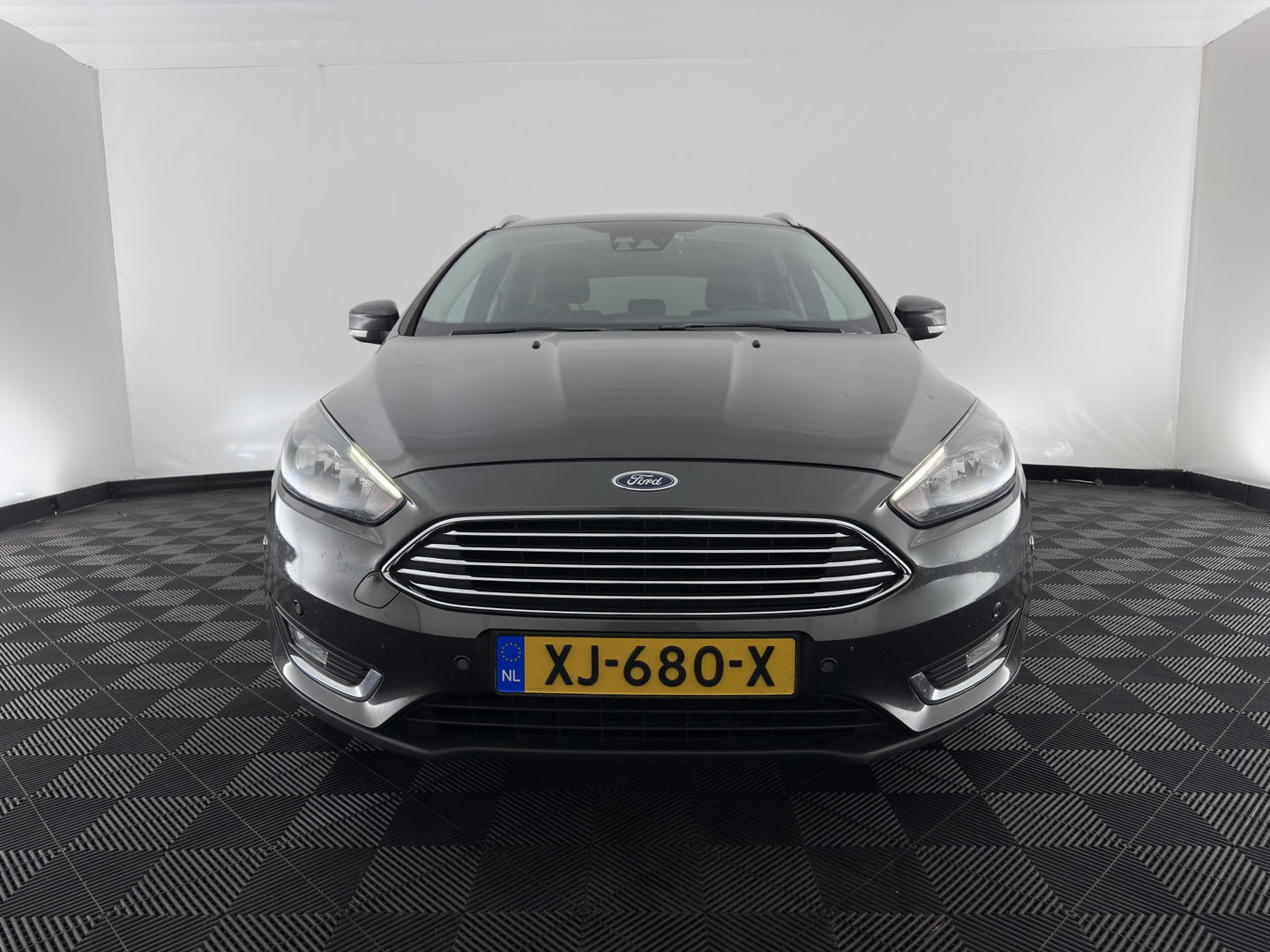 Ford FOCUS Wagon 1.5 TDCI Titanium (INCL.BTW) *NAVI-FULLMAP | HEATED-COMFORTSEATS | CAMERA | KEYLESS | PRIVACY-GLASS | ECC | PDC | CRUISE | 16''ALU*