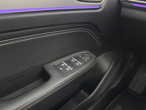 Renault Arkana 1.6 E-Tech Hybrid 145 Intens (INCL-BTW) Aut. *LEATHER-FABRIC | FULL-LED | DIGI-COCKPIT | LANE-ASSIST | BLIND-SPOT | NAVI-FULLMAP | AMBIENTLIGHT | CAMERA | KEYLESS | DAB+ | COMFORTSEATS | KEYLESS | LANE-ASSIST | PRVACY-GL