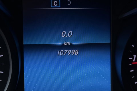 Mercedes-Benz GLC 300e 4MATIC Premium Plus | AMG Line | Panoramadak | 360° Camera | Trekhaak | Stoelverwarming | Dodehoekassistent | Keyless