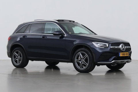 Mercedes-Benz GLC 300e 4MATIC Premium Plus | AMG Line | Panoramadak | 360° Camera | Trekhaak | Stoelverwarming | Dodehoekassistent | Keyless