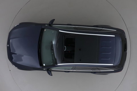 Mercedes-Benz GLC 300e 4MATIC Premium Plus | AMG Line | Panoramadak | 360° Camera | Trekhaak | Stoelverwarming | Dodehoekassistent | Keyless