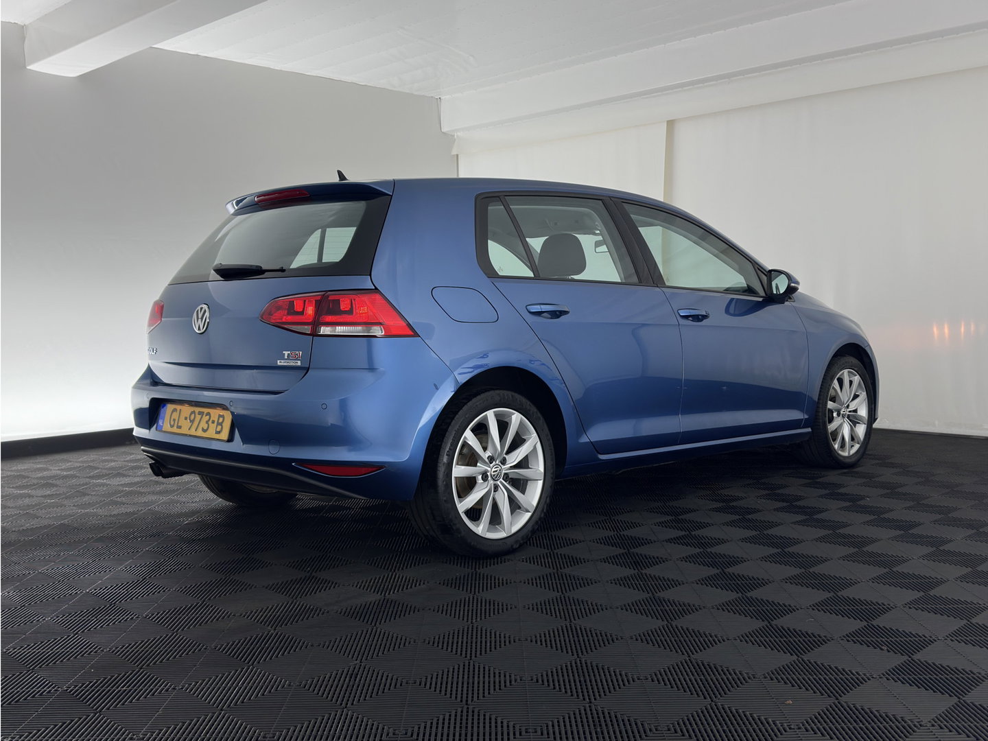 Volkswagen Golf 1.4 TSI ACT Highline *XENON | HEATED-SPORTSEATS | CAMERA | NAVI-FULLMAP | ECC | PDC | CRUISE | 17''ALU*