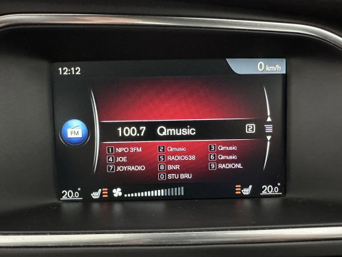 Volvo V40 2.0 D2 R-Design Business *LEATHER-MICROFIBRE | XENON | NAVI-FULLMAP | HEATED-SPORTSEATS | PRIVACY-GLASS | ECC | PDC | CRUISE | PREMIUM-AUDIO | 18''ALU | TOWBAR*
