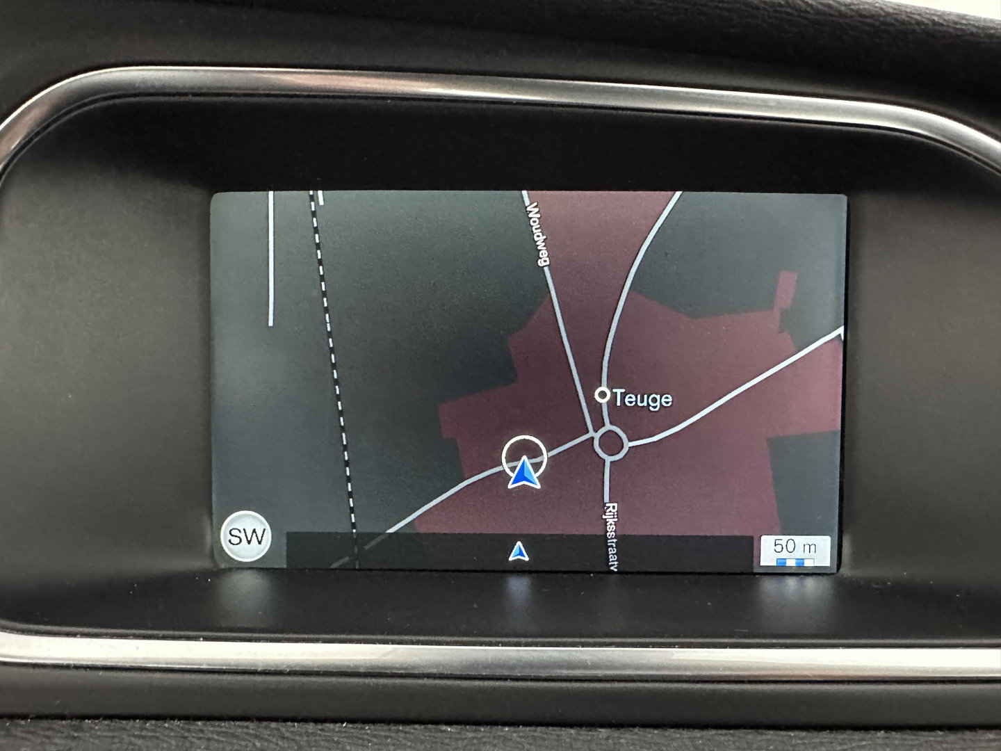 Volvo V40 2.0 D2 R-Design Business *LEATHER-MICROFIBRE | XENON | NAVI-FULLMAP | HEATED-SPORTSEATS | PRIVACY-GLASS | ECC | PDC | CRUISE | PREMIUM-AUDIO | 18''ALU | TOWBAR*