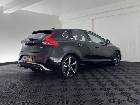 Volvo V40 2.0 D2 R-Design Business *LEATHER-MICROFIBRE | XENON | NAVI-FULLMAP | HEATED-SPORTSEATS | PRIVACY-GLASS | ECC | PDC | CRUISE | PREMIUM-AUDIO | 18''ALU | TOWBAR*